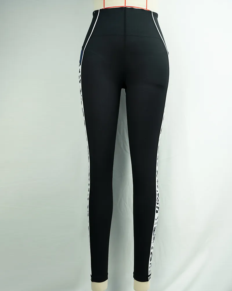 Black Leopard Print Yoga Pants (3)