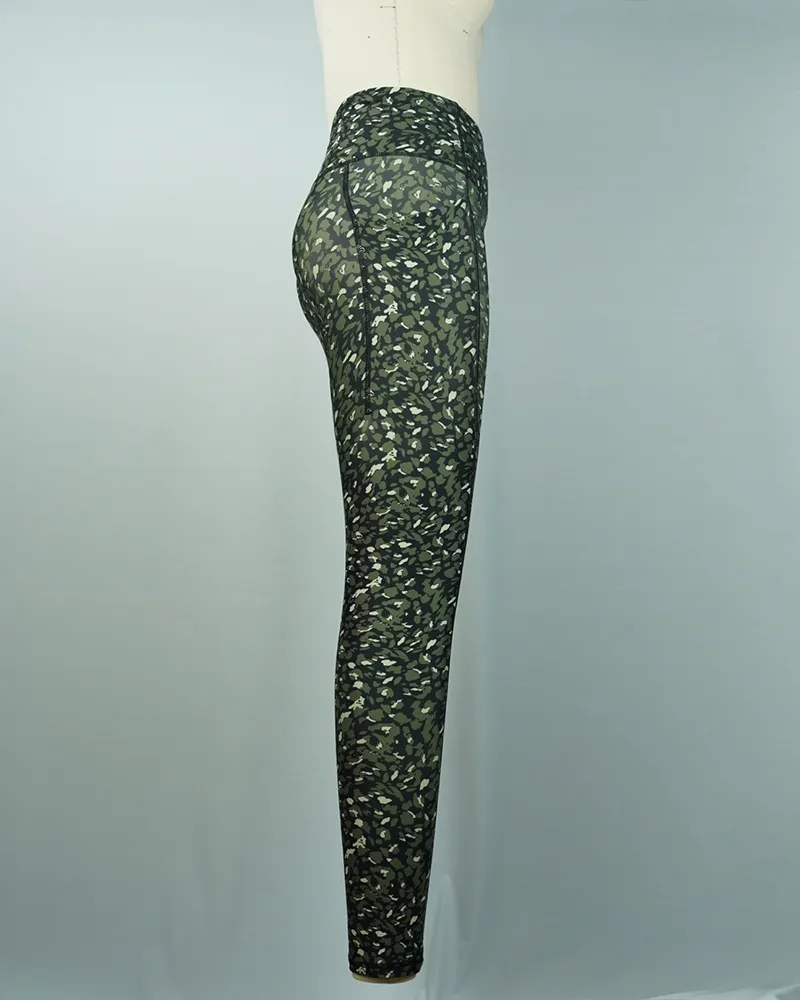 Green Print Yoga Pants (2)