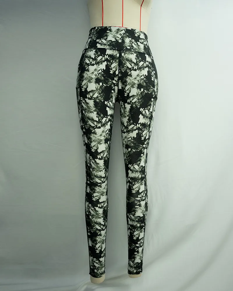 Moss Green Abstract Print Yoga Pants (3)