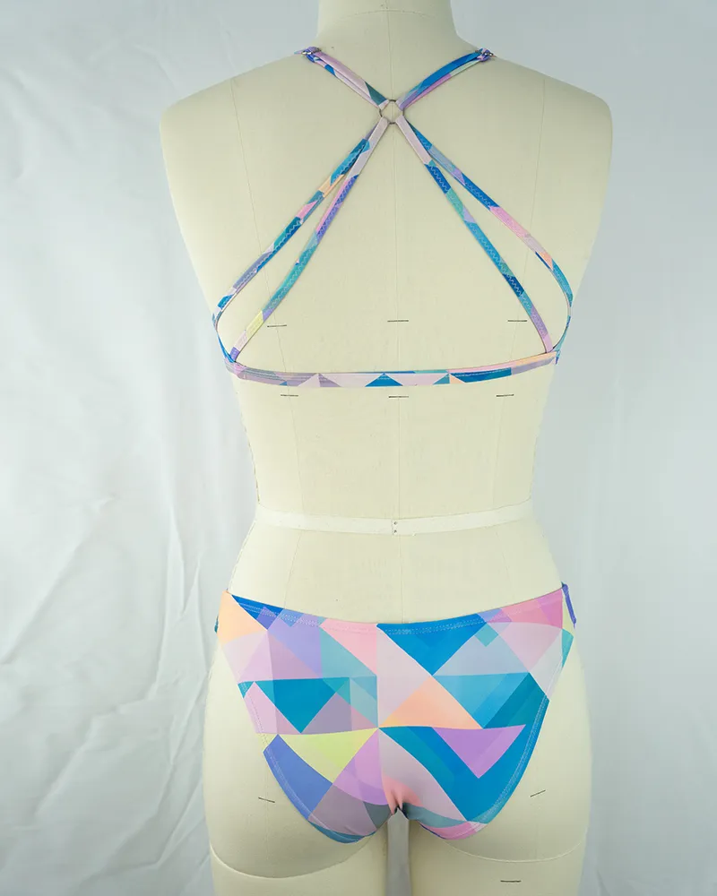 Vibrant Geometric Print Bikini Swimsuit (3)