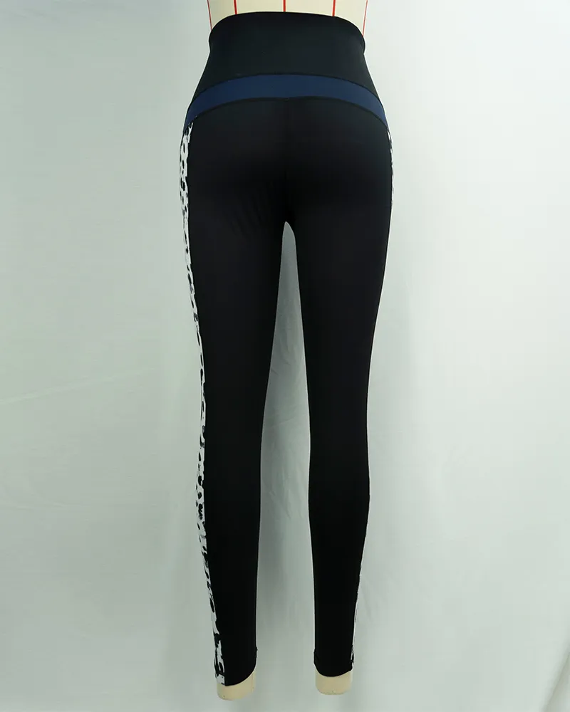 Women`s Black High Waist Yoga Pants with Leopard Print Panels (3)